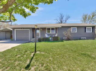 505 Larkspur Ln, Newton, KS 67114