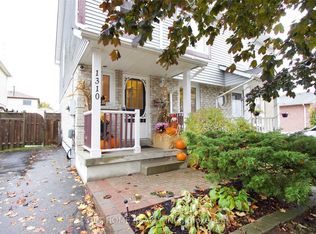 1310 Charter Cres, Oshawa, ON L1J 8K9