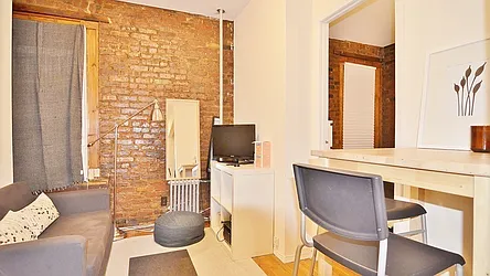 Rented by Park Property Advisors