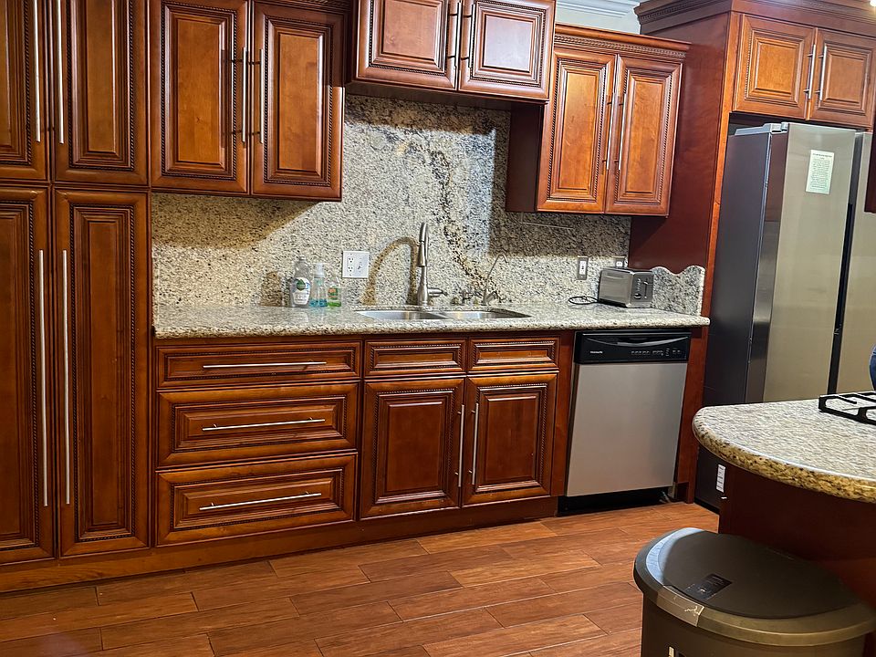2nd image of 6767 N 7th St Unit 203