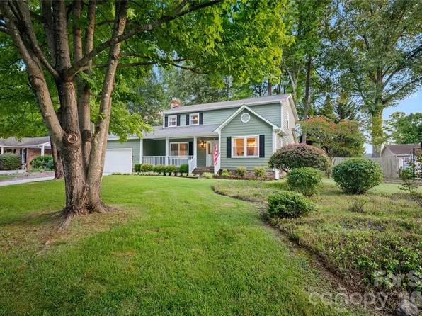 1533 Rivermont Dr, Gastonia, NC 28054