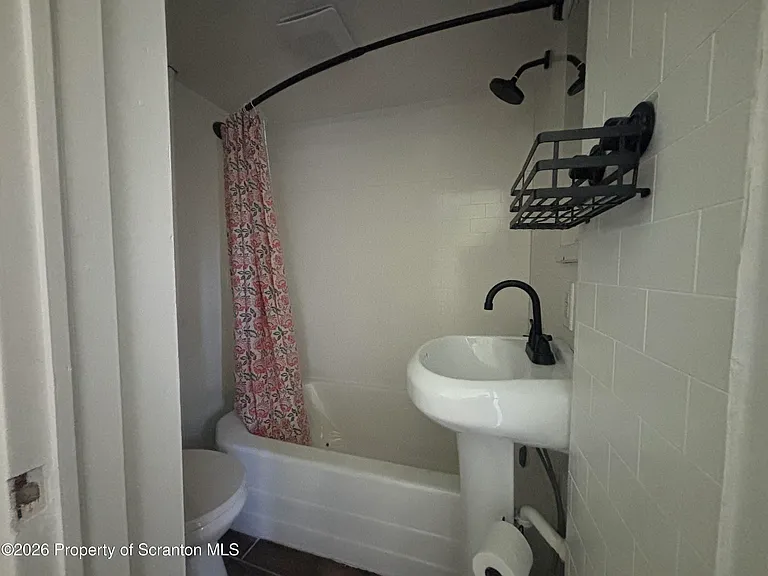 1262 S 6th Ave #1 — Photo 5
