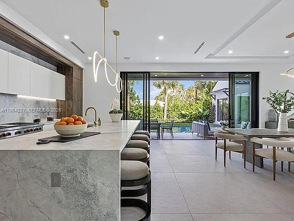 4th image of 123 Murray Rd