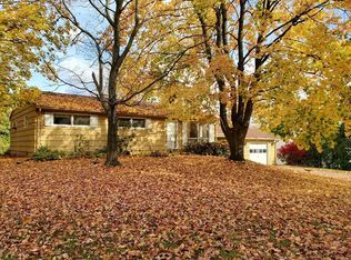 135 N Main St, South Hadley, MA 01075