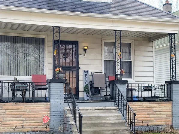 2114 McLean St, Detroit, MI 48212