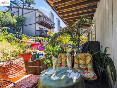 7400 Mountain Blvd #11, Oakland, CA, 94605