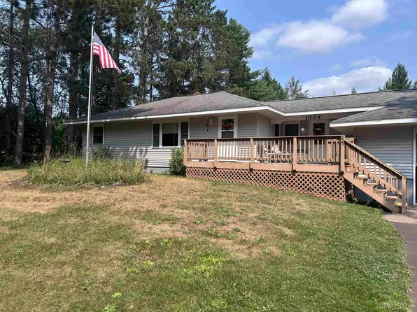 1004 Van Buskirk Rd, Ironwood, MI 49938