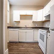 Sweet newly remodeled kitchen.