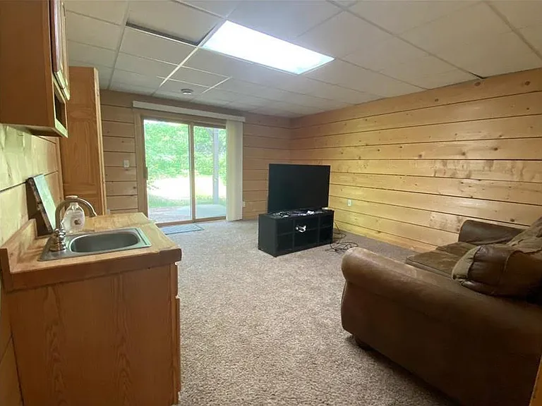 7597 Ostrom Rd — Photo 13