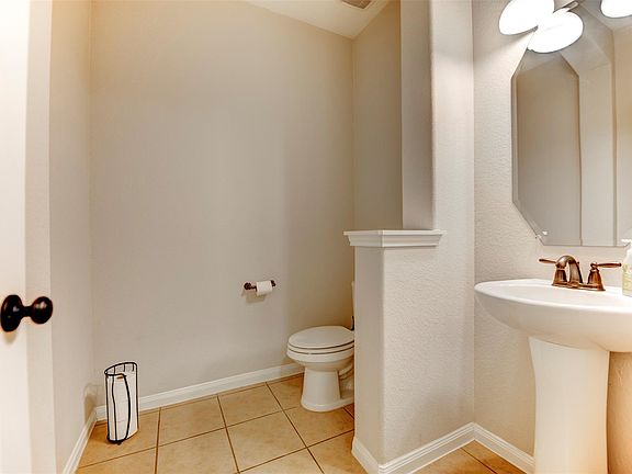 5th image of 5002 Sawmill Terrace Ln