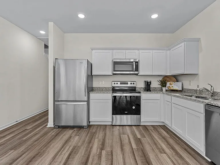 1110 Dakine Dr — Photo 6