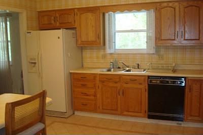 4th image of 209 Rollingwood Dr