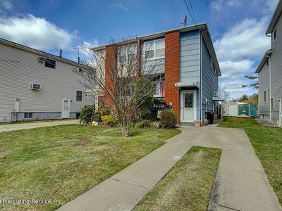 1927 N Railroad Ave, Staten Island, NY, 10306