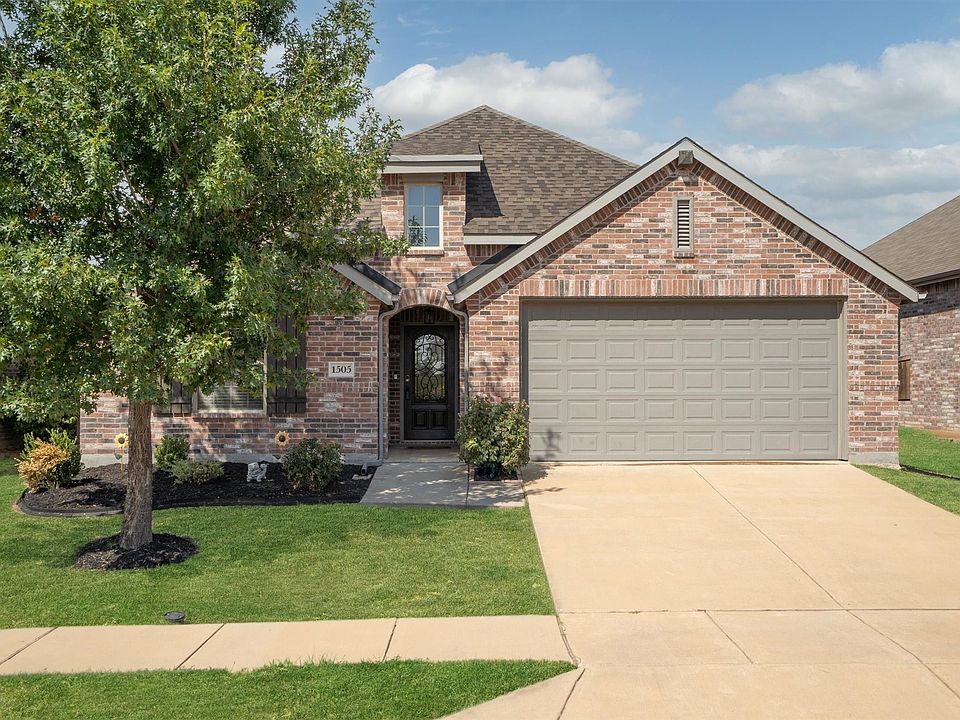 1st image of 1505 Spoonbill Dr