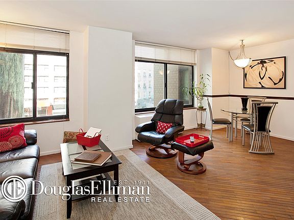 2nd image of 400 E 70th St APT 302