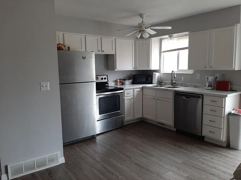 1313 E Bruce Cir — Photo 3
