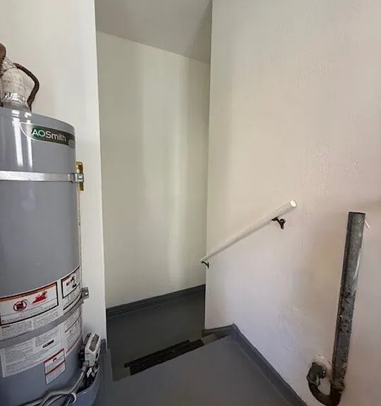 747 S Mansfield Ave #4 — Photo 6
