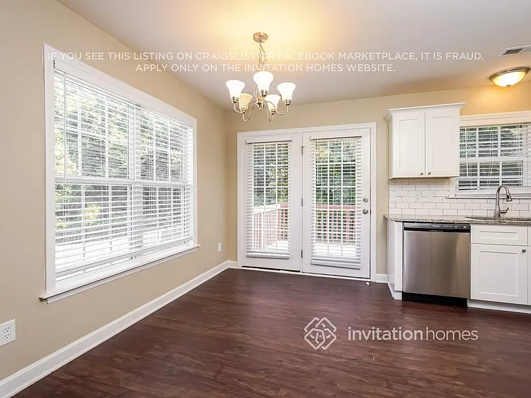 2741 Bridgeport Dr — Photo 10