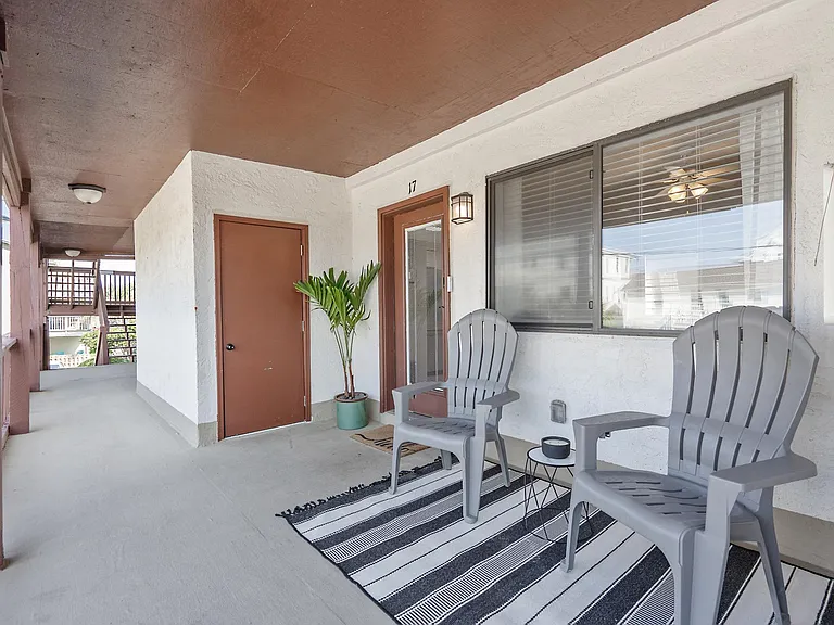 4114 Holiday Dr #17 — Photo 18