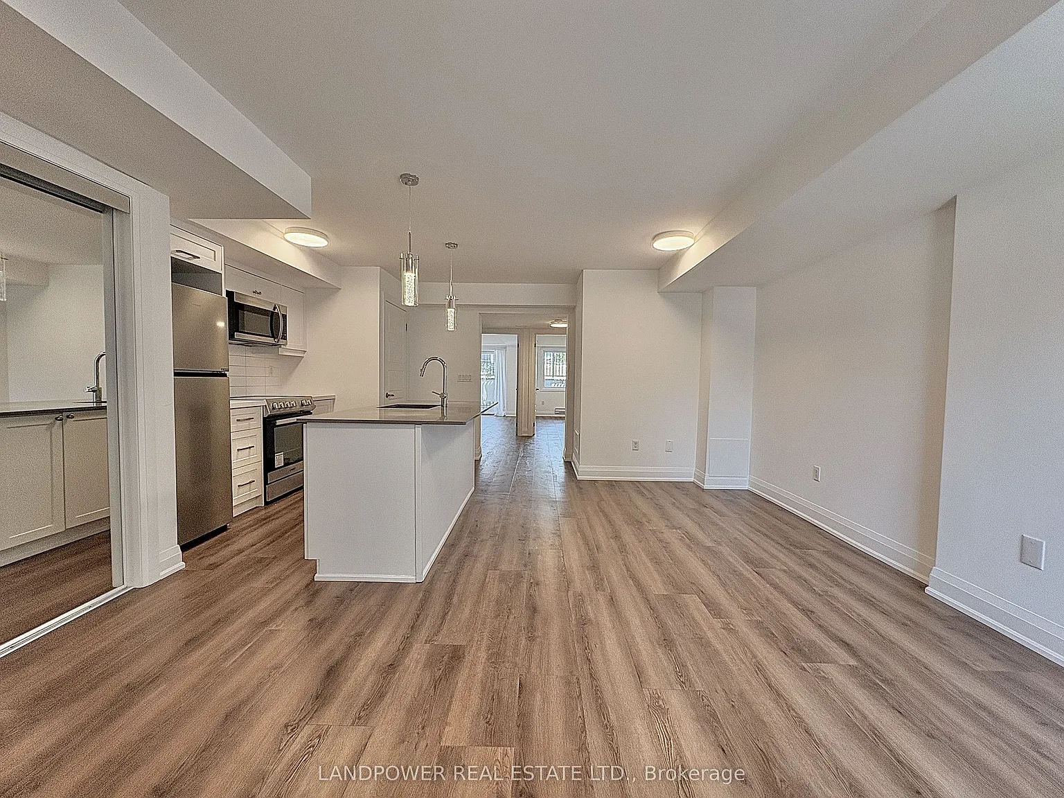 3 bed, $2,500 — Photo 3