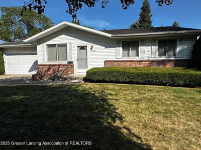 2400 Beacon Hill Dr, Lansing, MI, 48906