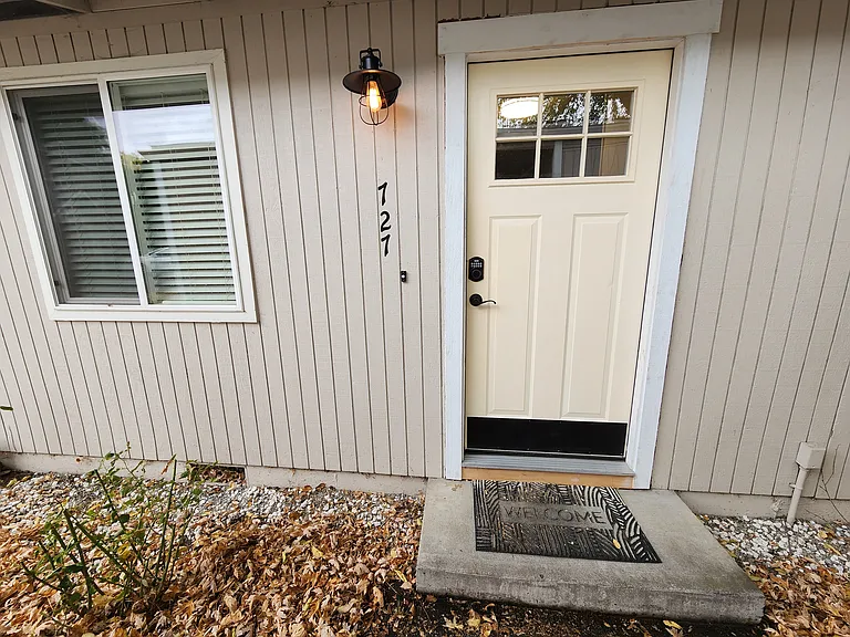 727 Rocky Road Dr — Photo 30