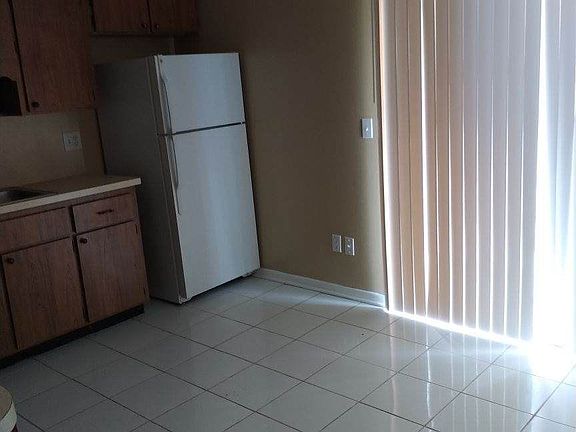 7463 Ricker Kitchen 2