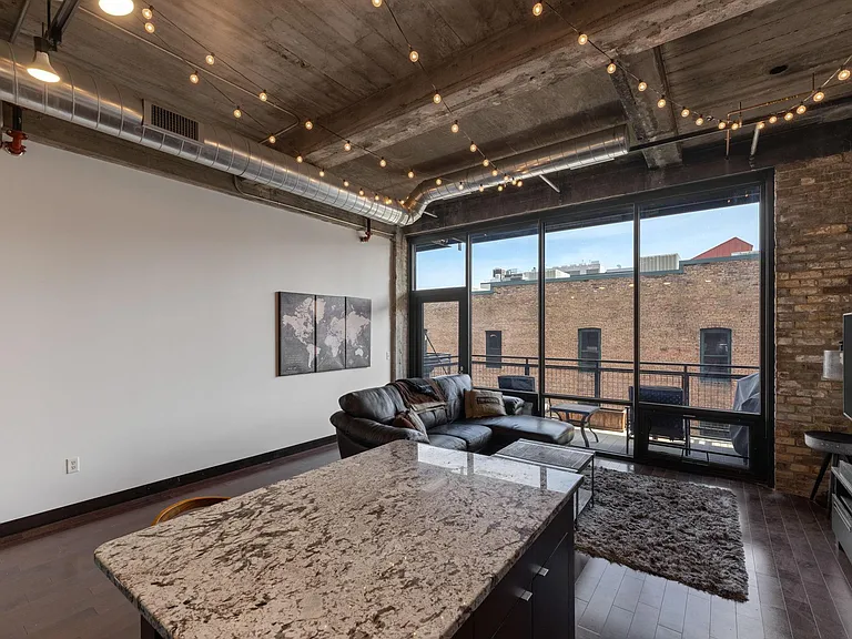 618 Washington Ave N #502 — Photo 6