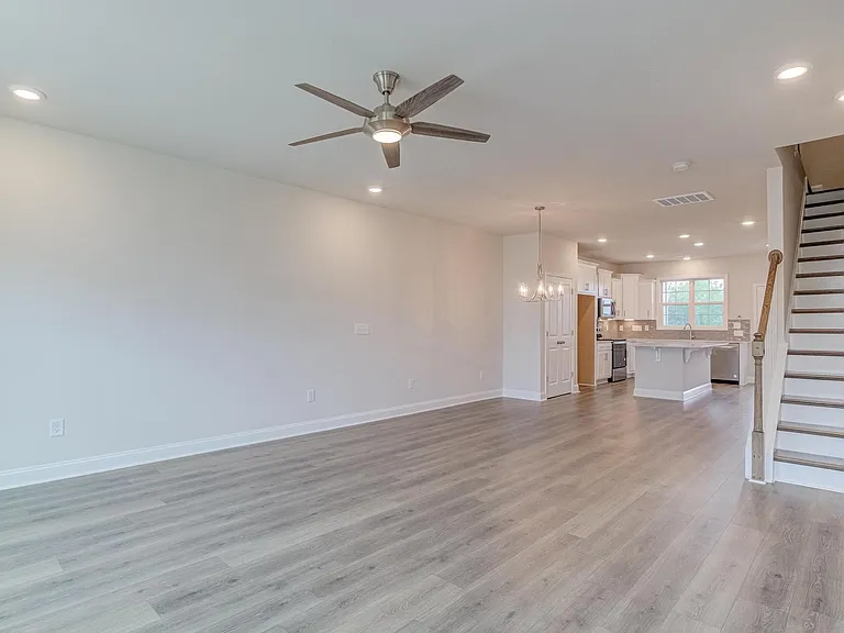 620 Gateway Crossing Ln — Photo 19