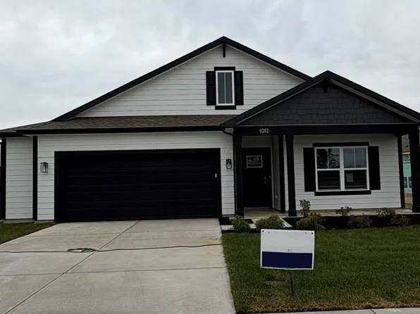 9202 Fitzgerald Dr, Indianapolis, IN 46239