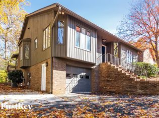 205 Ridgelea Ct, Winston Salem, NC 27104