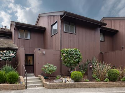 7026 Valley Greens Cir APT 10, Carmel, CA, 93923