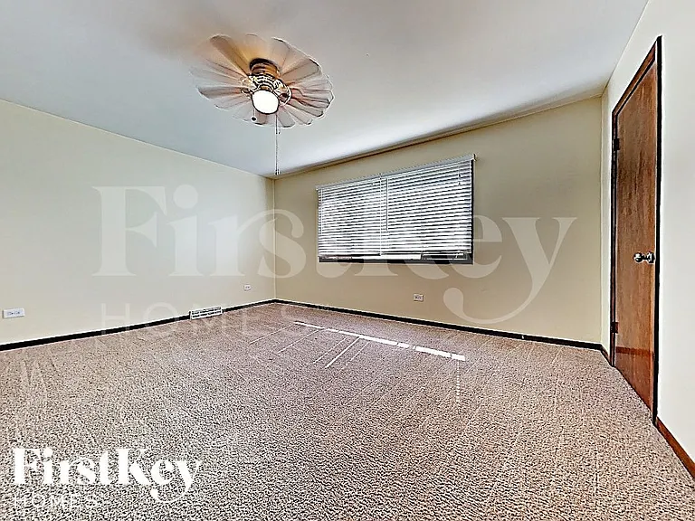 22600 Amy Dr — Photo 9