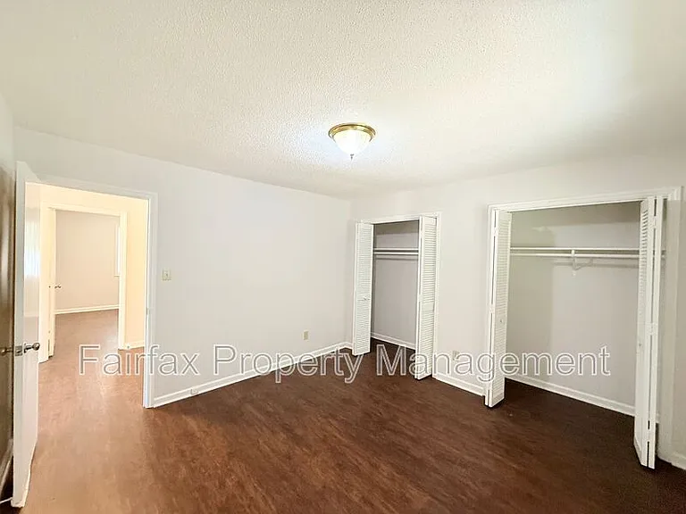 475 Cedar Lake Rd #B — Photo 7