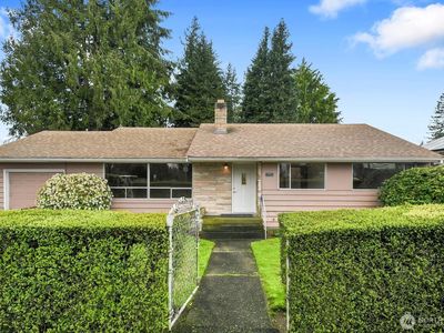 16003 5th Avenue NE, Seattle, WA, 98155