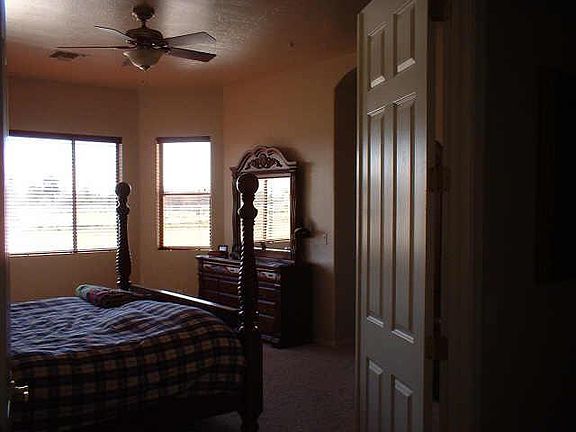 4th image of 1095 W VIA DE PALMAS Drive