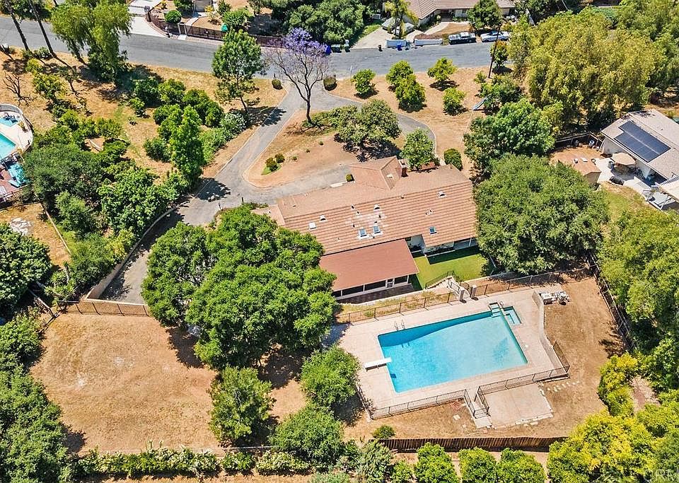 1st image of 1944 Sorrentino Dr