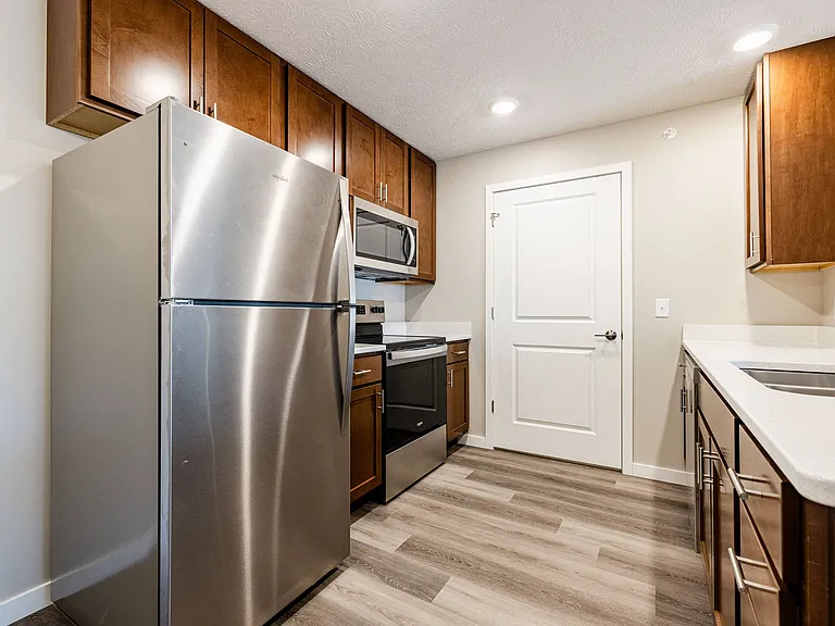 Kings Ridge Apartments — Photo 27