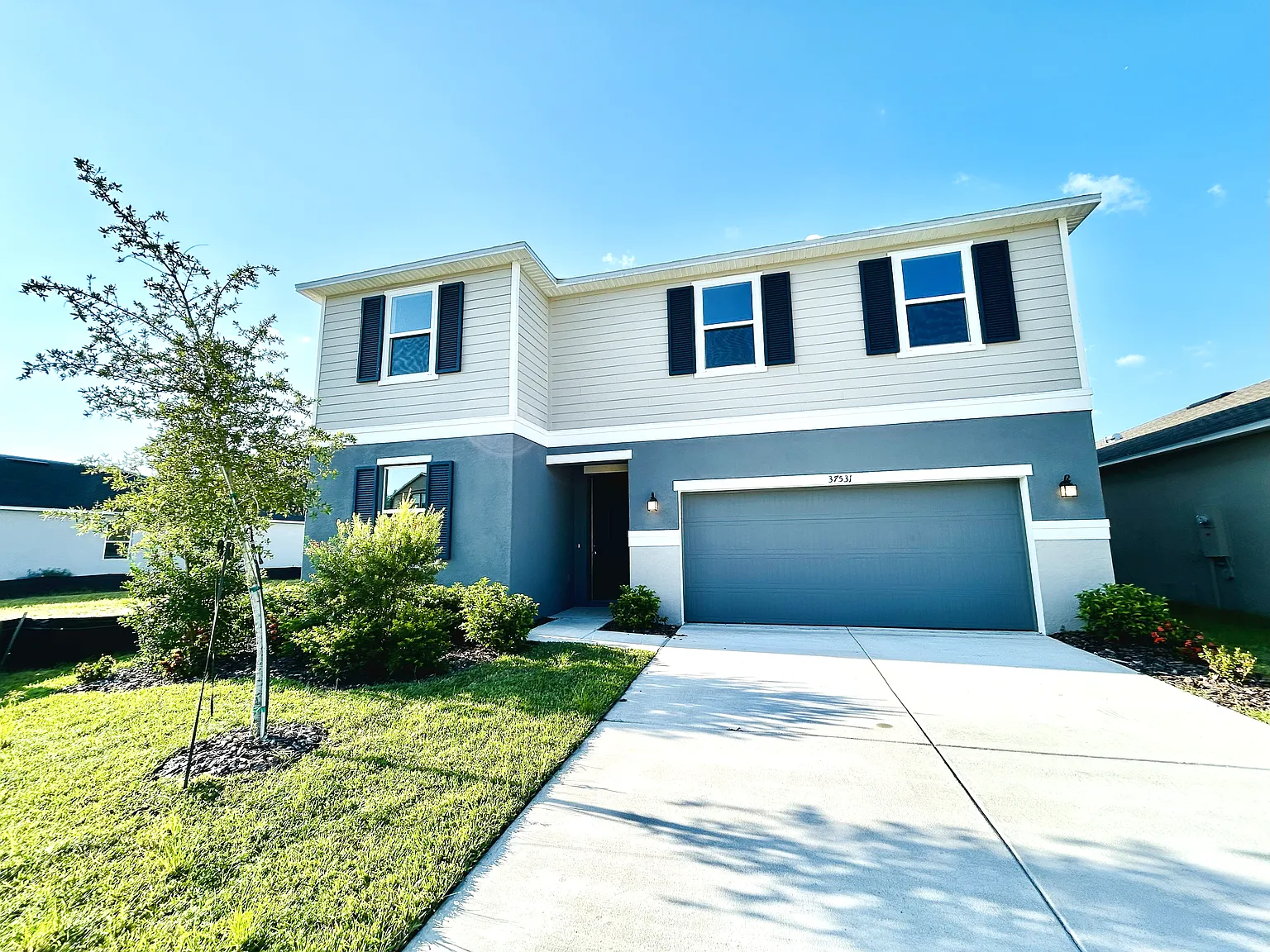 5 bed, 3016 sqft, $2,995 — Photo 2