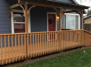 388 S 46th St, Springfield, OR 97478