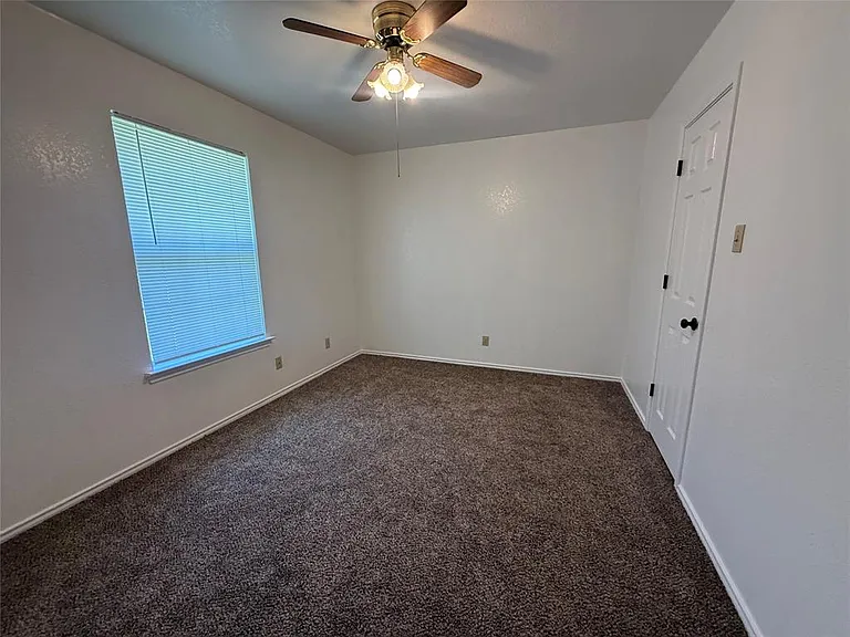 2189 Island Byu — Photo 12