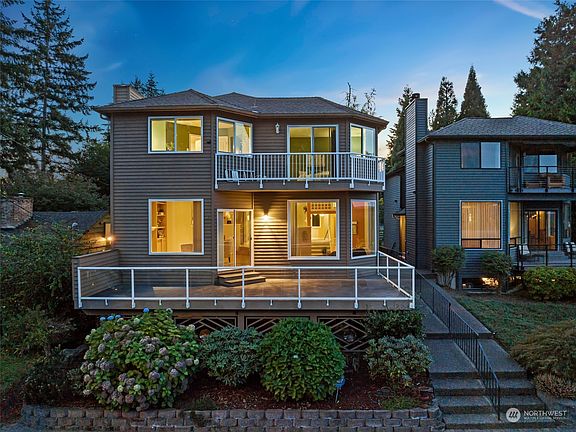4th image of 13524 39th Avenue NE