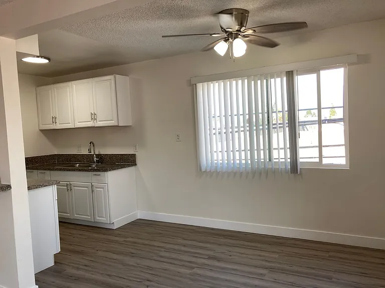 650 Linden Ave — Photo 27