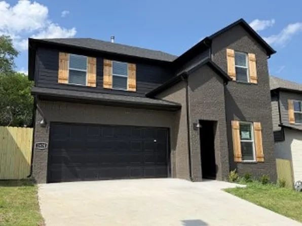 1870 E Fiji St, Fayetteville, AR 72701