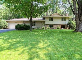 20950 Isle Ave, Lakeville, MN 55044