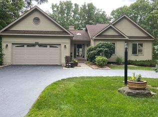 1 Signal Hill Rd, Fayetteville, NY 13066