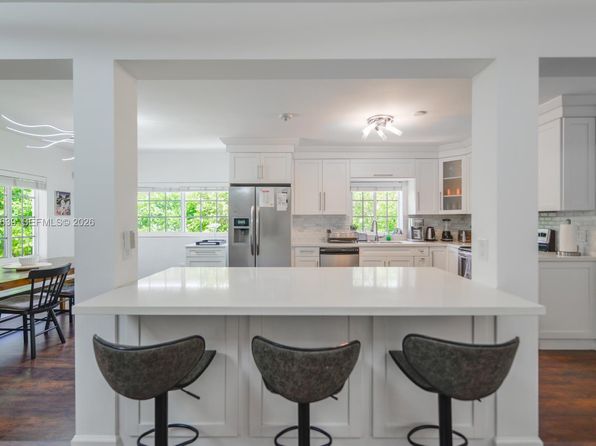1714 Costado St #33134