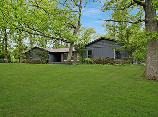 1914 E Rainbow Ln, Crete, IL 60417