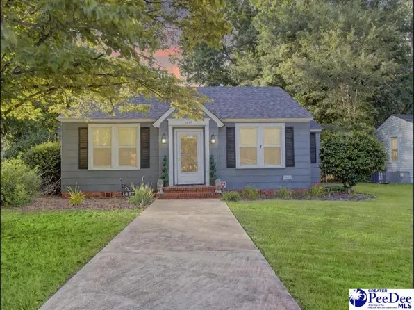1417 Woods Rd, Florence, SC 29501
