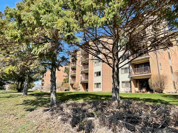 5056 Valleyway Dr, Williamsburg, MI 49690